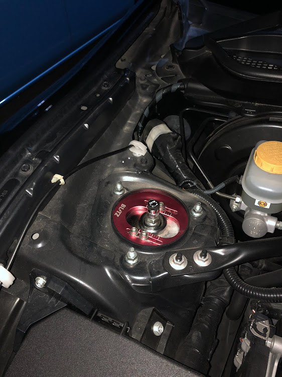86のHKS車高調に関するカスタム事例の投稿画像1枚目