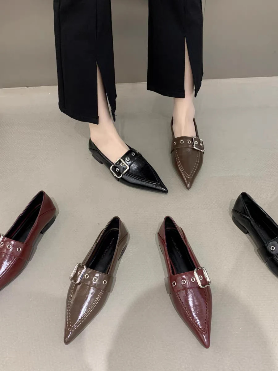 Title 6, Französische Retro-Schuhe mit niedrigem Absatz ...