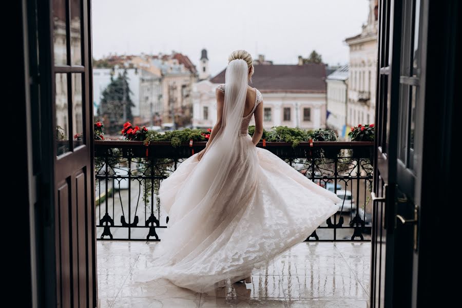 Wedding photographer Dmitriy Lavrov (lavrovdima). Photo of 9 October 2020