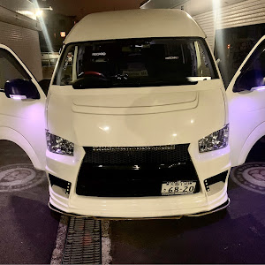 ハイエースバン