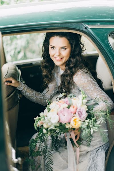 Svatební fotograf Eva Valinurova (horo). Fotografie z 9.února 2018