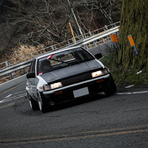 カローラレビン AE86