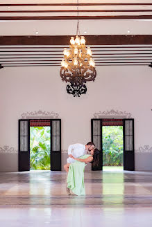 Fotografo di matrimoni Ani Ramos (aniramosphoto). Foto del 13 ottobre 2023