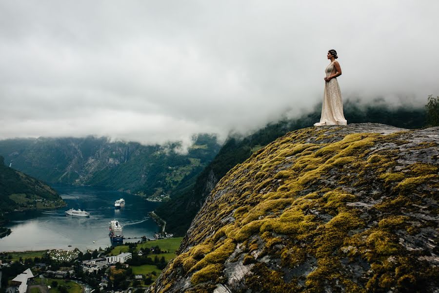 Photographe de mariage Zhenya Ermakov (evgenyermakov). Photo du 4 mars 2020