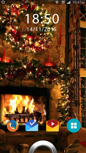 Christmas Fireplace Live