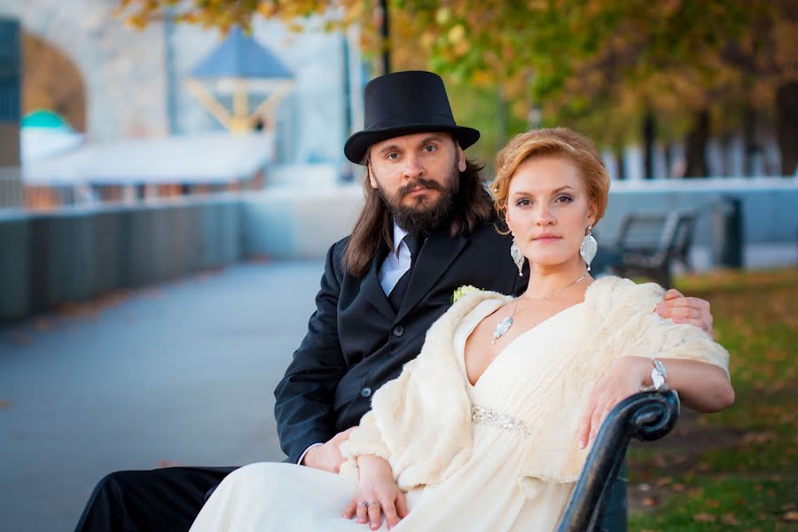 Wedding photographer Olga Emelyanova (nikinezumi). Photo of 17 November 2014