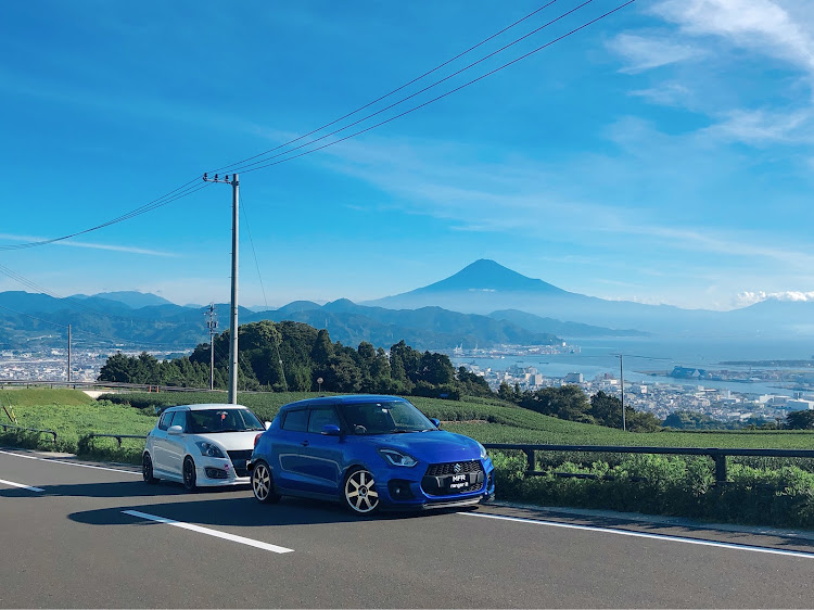 スイフトスポーツのプチオフ会・スイスポ・富士山とコラボ・夫婦に関するカスタム事例の投稿画像10枚目