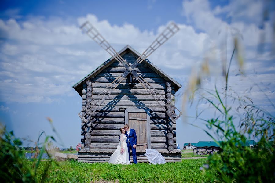 Wedding photographer Ekaterina Yuzhakova (eyuzhakova). Photo of 24 September 2014