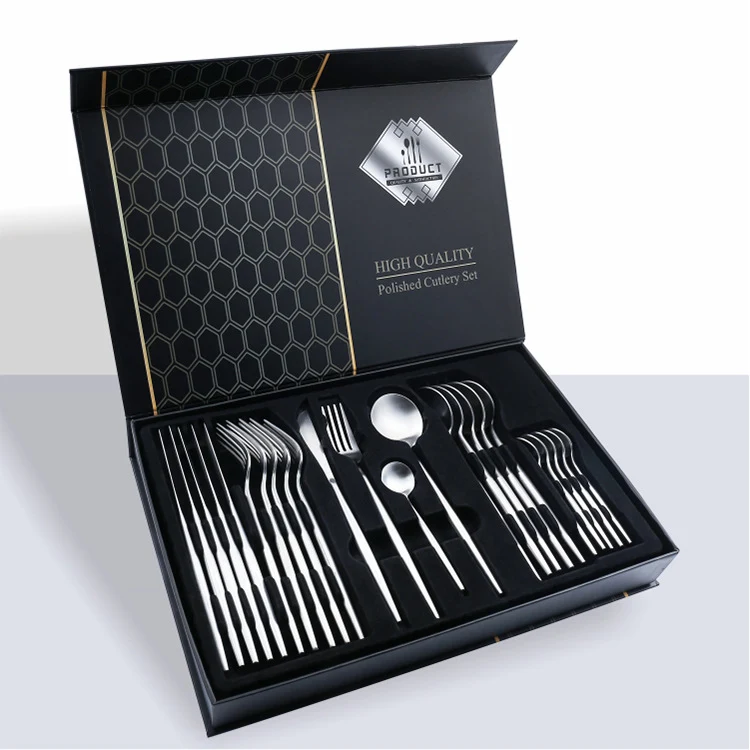 Coffret cadeau de 24 couteaux en acier inoxydable 304. Couteaux de cuisine durables et élégants pour une découpe précise.