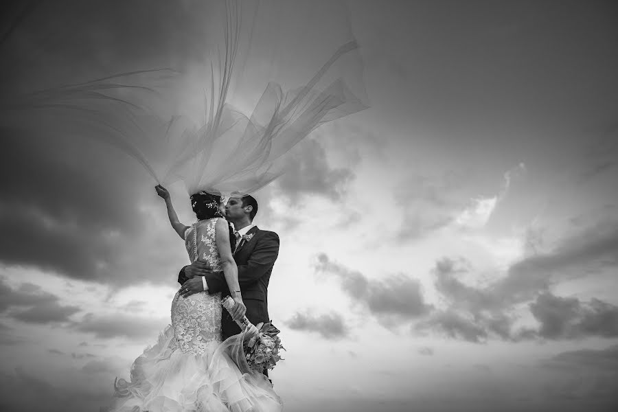 Fotógrafo de bodas Niccolo Sgorbini (niccolosgorbini). Foto del 19 de julio 2017