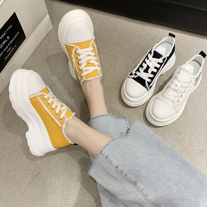 Sport- und Freizeitschuhe mit Plateau für Damen