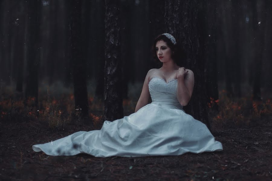 Fotografo di matrimoni Angel Valdez (angelidicreta). Foto del 24 giugno 2018