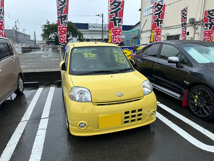 エッセのBOBO'S(ボボ)　　　　　さんが投稿したカスタム事例の投稿画像4枚目