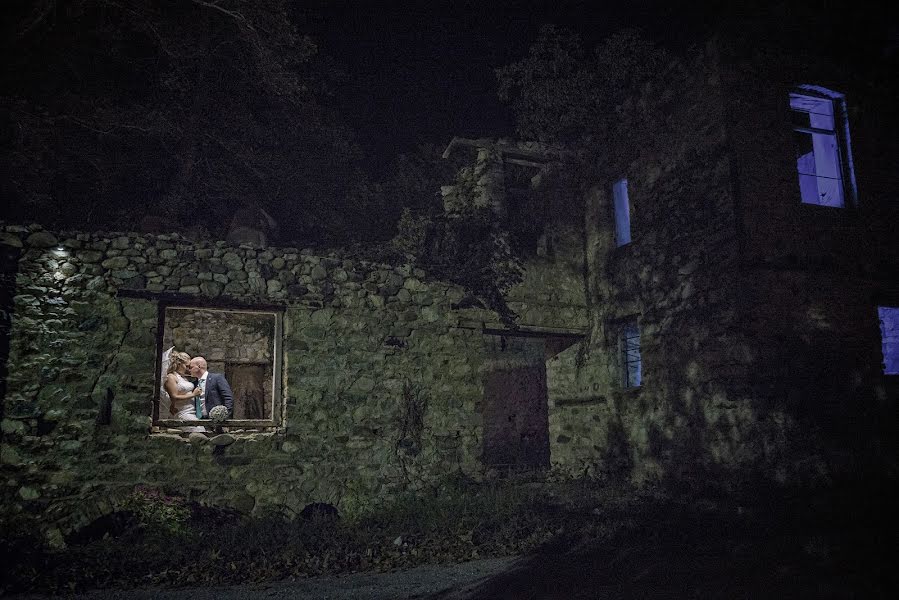 Fotógrafo de bodas Konstantinos Poulios (poulios). Foto del 16 de abril 2019