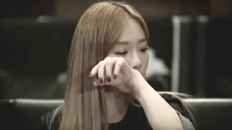 taeyeon cry