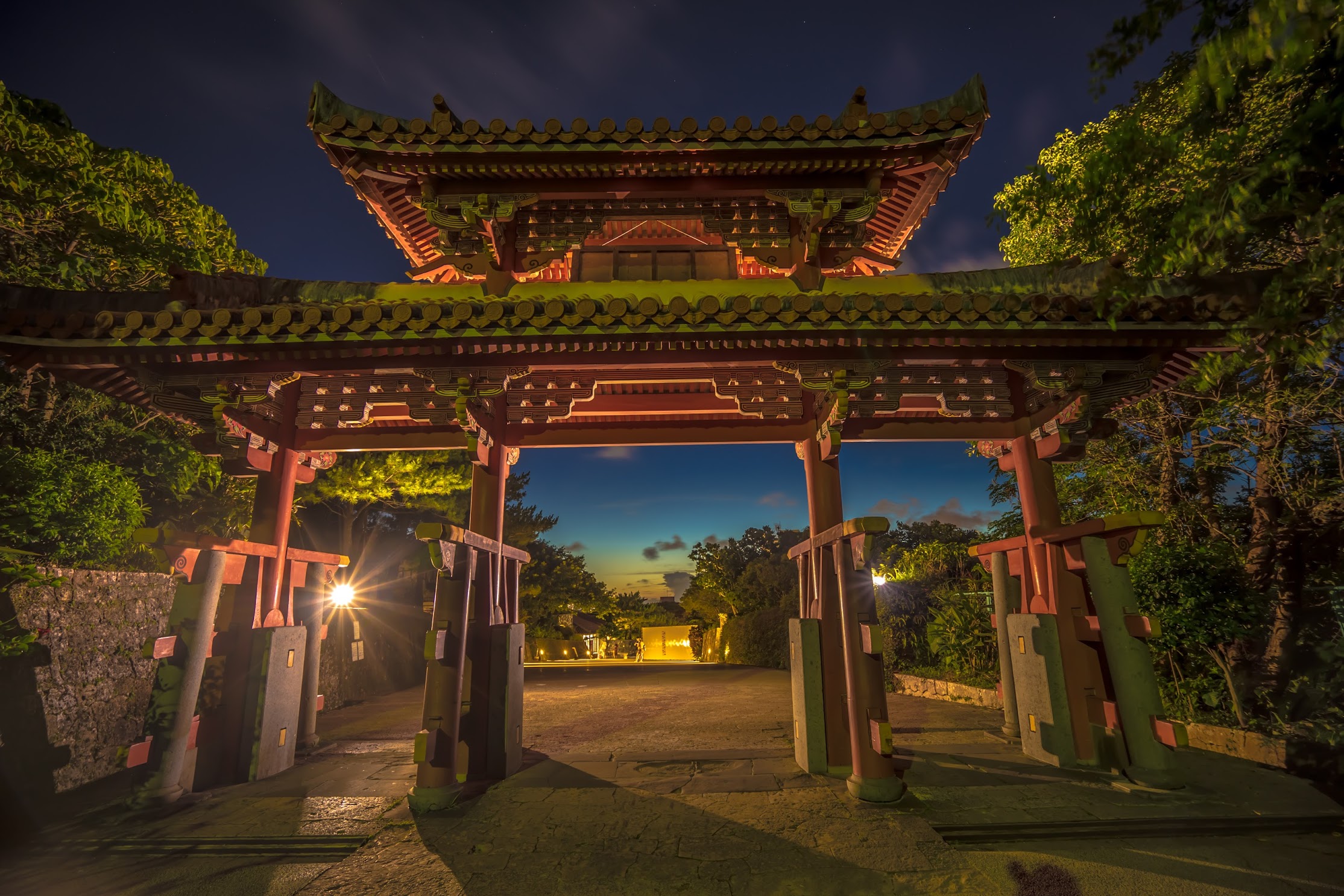 Shurijo Castle Shureimon Gate light-up2