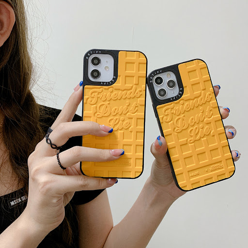 Title 4, Protective phone case for Apple iPhones, all-in...