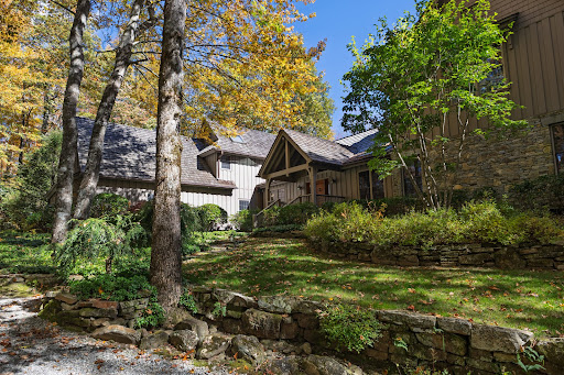 House with garden 2