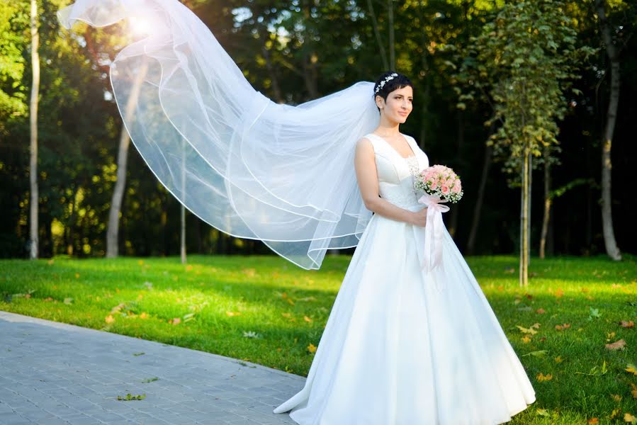 Fotógrafo de casamento Khristina Petrukhina (christin85). Foto de 26 de janeiro 2019