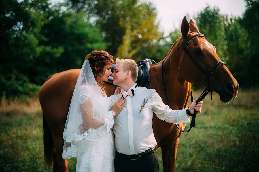 Fotograf ślubny Dima Belyy (bely). Zdjęcie z 20 października 2016