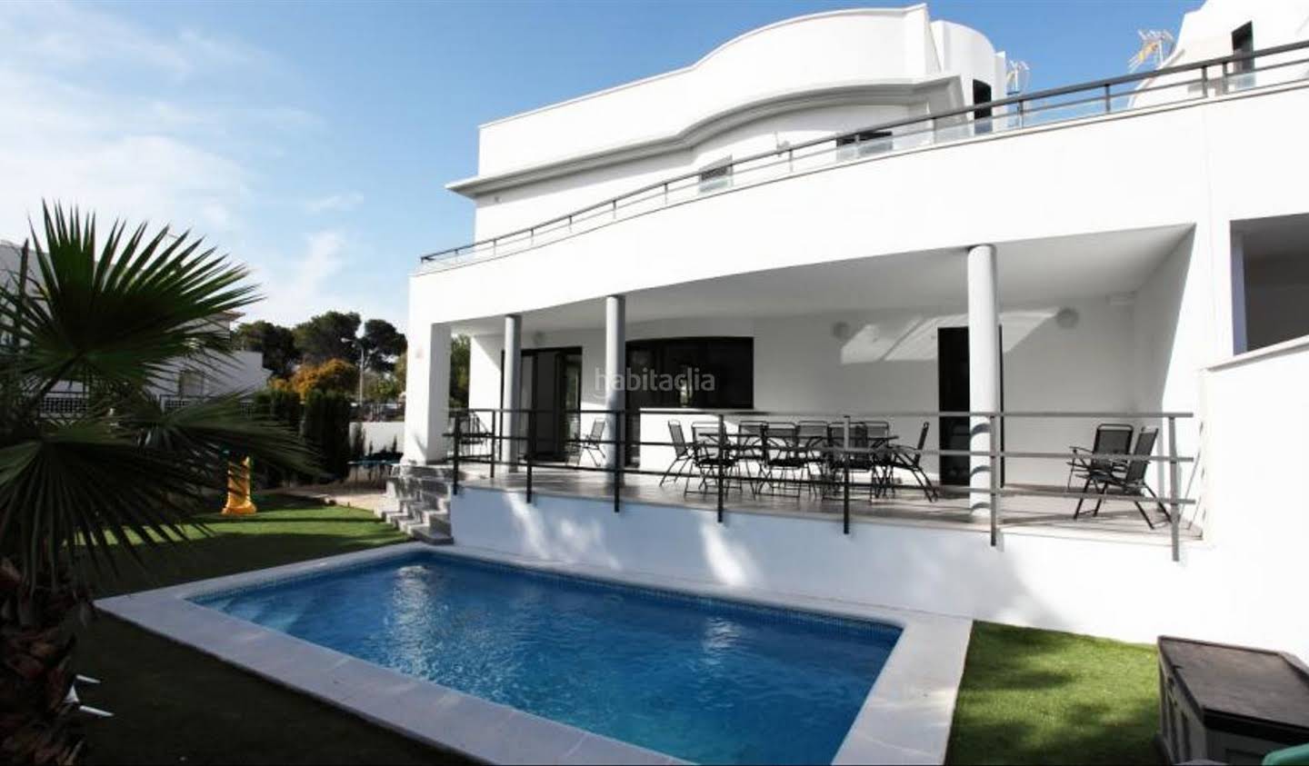 House with pool and terrace Palma