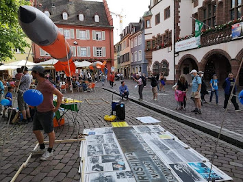 Hiroshimatag auf dem Rathausplatz.jpg