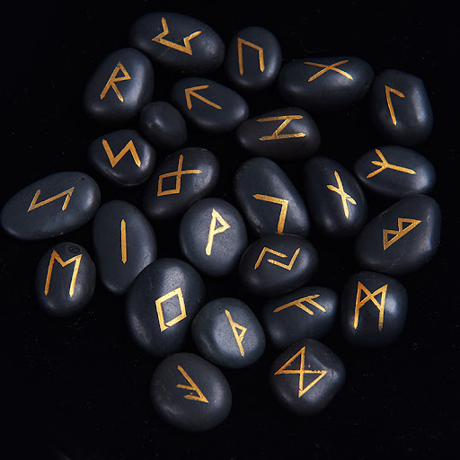 Title 3, Rune Stone, Witch Divination Stone, Amulet and ...