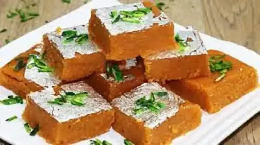 Moongdal Barfi