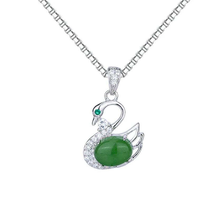 Pendentif Cygne et Jade Tendance pour Femme Bijou Raffiné Cadeau Idéal Ornement Délicat Design Exclusif Style Élégant