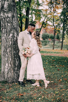 Jurufoto perkahwinan Daniil Grek (weddinglife). Foto pada 11 Mac