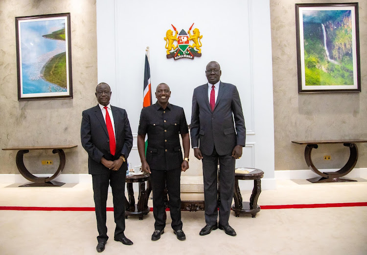 President William Ruto with South Sudan special envoys General Akol Koor Kuc and General Simon Makuac Yen at State House, Nairobi on January 2, 2024.