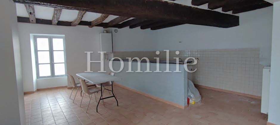 Vente maison  142.5 m² à Montrichard (41400), 153 700 €