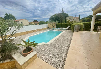 House with pool and terrace 3