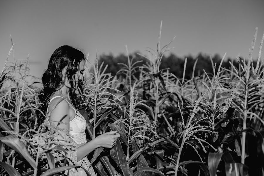 Wedding photographer Kseniya Romanova (romanovakseniya). Photo of 12 October 2021