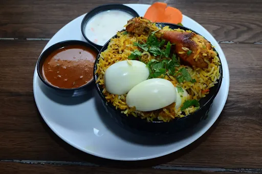 Mughlai Chicken Biryani