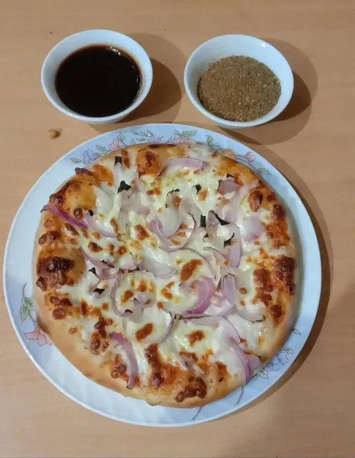 Cheese And Onion Pizza