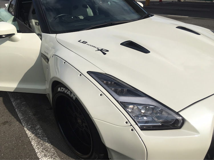 NISSAN GT-Rのマッサさんが投稿したカスタム事例の投稿画像2枚目