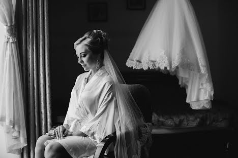 Fotógrafo de casamento Anton Blokhin (totonophoto). Foto de 14 de fevereiro 2017