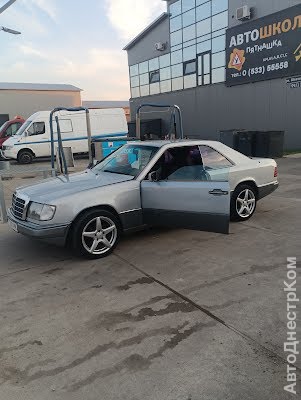 продам авто Mercedes 230 230 (W124) фото 1