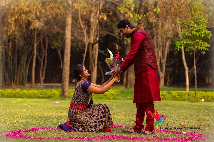 Wedding photographer Deelip Suryavanshi (suryavanshi). Photo of 11 December 2020