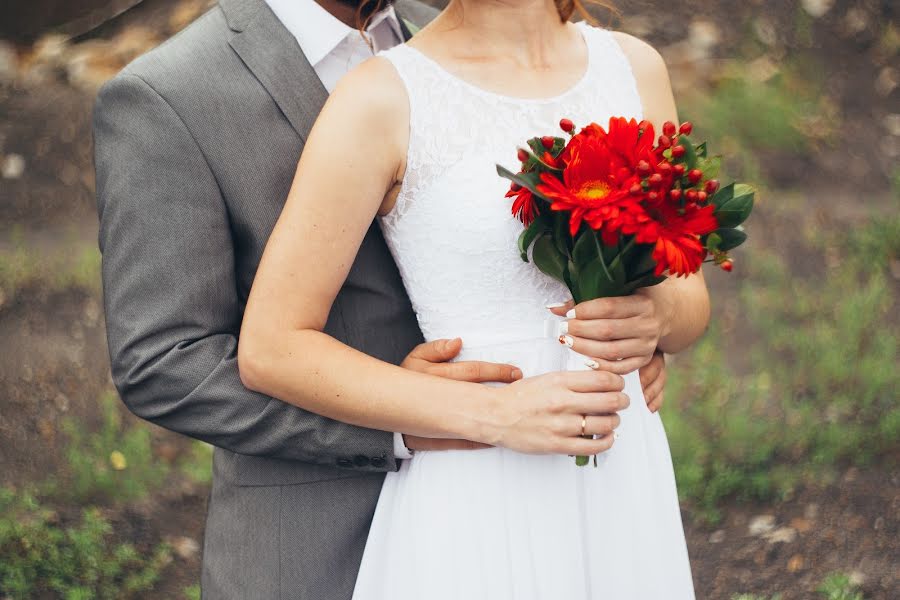 Wedding photographer Sema Nekryach (photosiberian). Photo of 5 October 2017