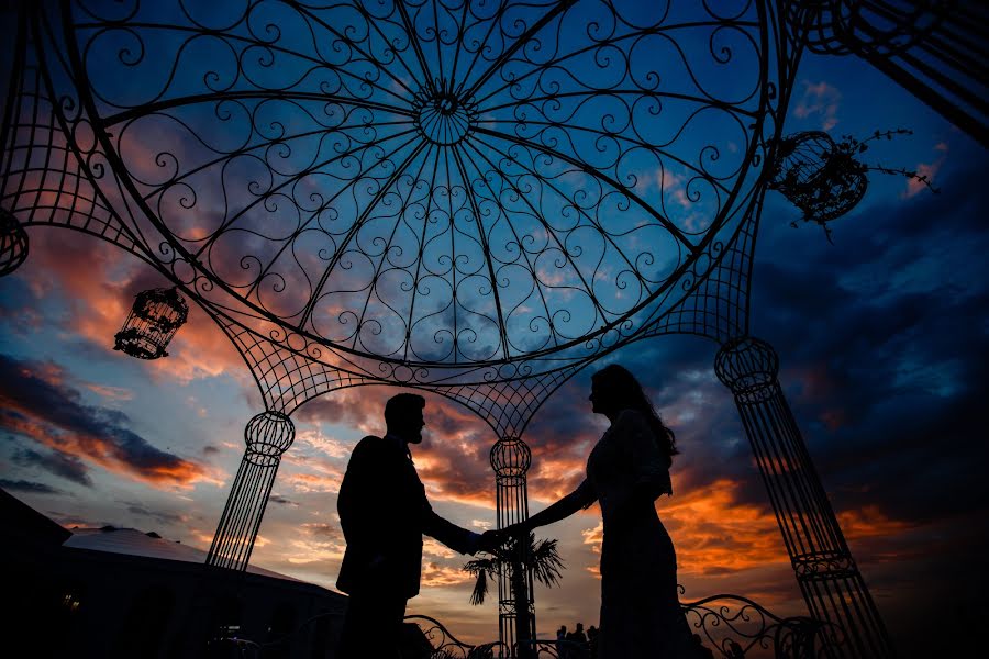 Fotógrafo de casamento Andrei Enea (andreienea). Foto de 10 de agosto 2021