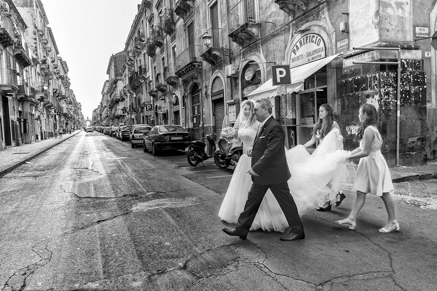 Fotógrafo de casamento Giuseppe Boccaccini (boccaccini). Foto de 6 de agosto 2018