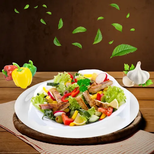 Chicken Salad With Exotic Veggies