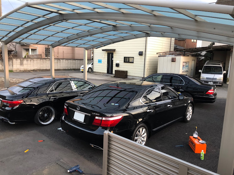セルシオの愛車・マークX・LS460・スモークフィルム・DIYに関するカスタム事例の投稿画像3枚目