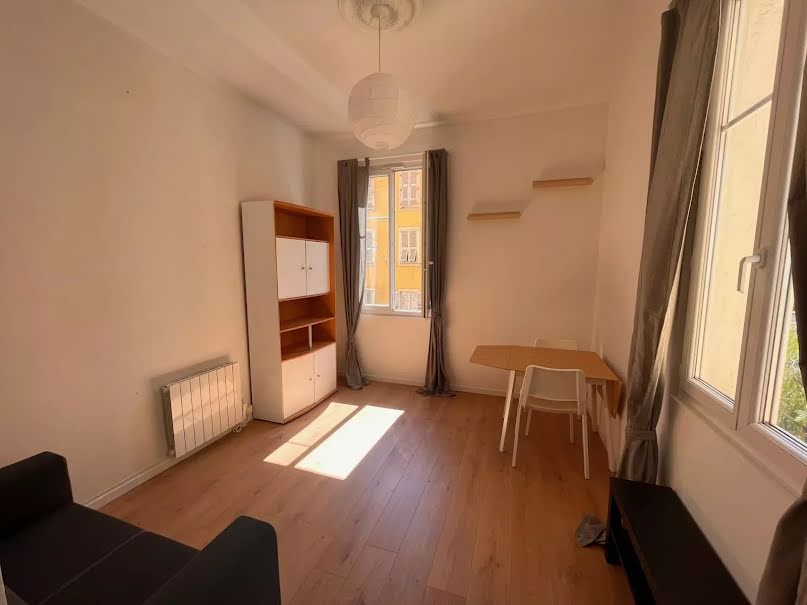 Location meublée appartement 2 pièces 27.67 m² à Nice (06000), 870 €