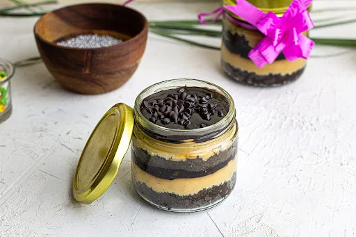 Choco Chips Jar Cake