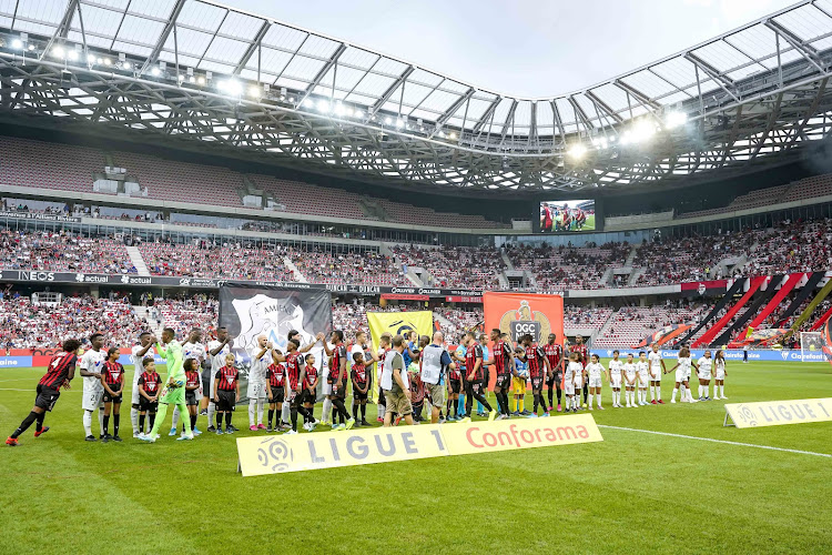 📷 Le match entre Nice et Marseille interrompu à cause d'une banderole homophobe