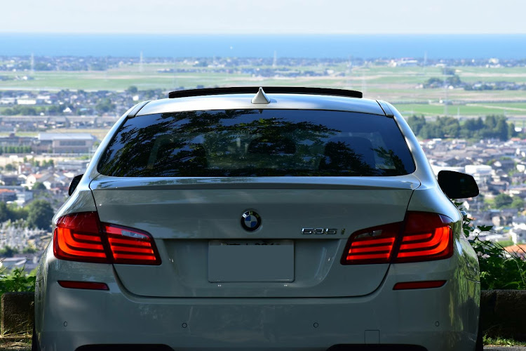 5シリーズ セダンの呉羽山・山・bmw5シリーズに関するカスタム事例の投稿画像2枚目