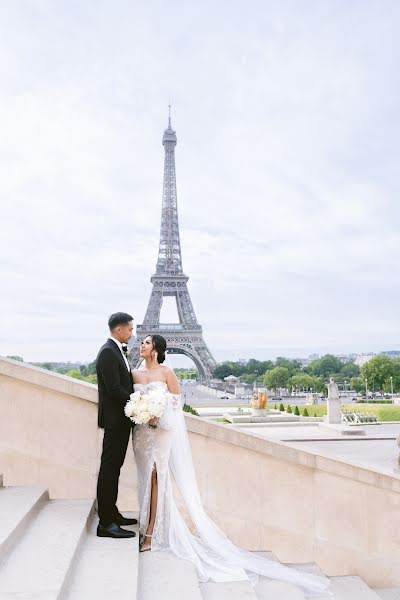 Fotógrafo de casamento Elena Dautova (doitparisway). Foto de 5 de julho 2022